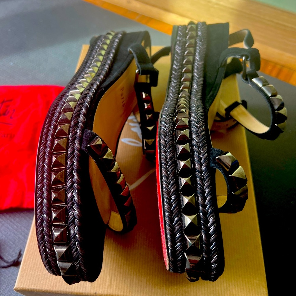 Loubotin. sandals. Espadrilles.Black suede.Black metal.Spike Accents. Suede.Jute